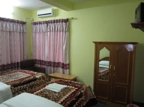 Hotel Pokhara Inn