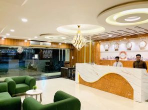 Hotel Oak by signature Airport Zone