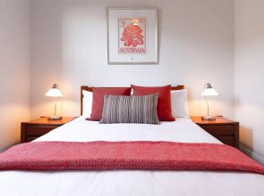 Bright and Elegant Executive 3 Bedroom Family Home