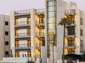 Double Key Apartments by HR