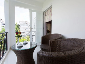 Hotel L Odeon Phu My Hung