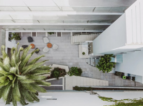 Margarita Sea Side Hotel