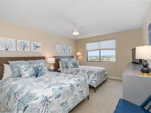 New To Rentals And Newly Re-decorated - 605 Brighton @ Kingston Plantation 2 Bedroom Condo