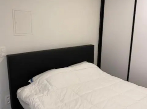 Studio 405 op zeedijk met frontaal zeezicht 4de verdiep