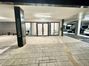 Modern 2 Bedroom Apartment - Manchester Old Trafford