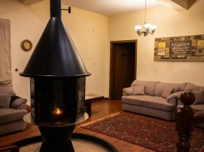 Sarah's Lodge