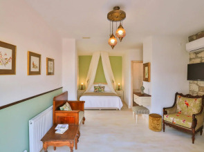 Palas Alacati - Adults Only