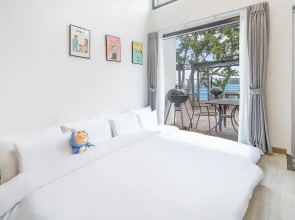 Yeosu Sea&blue Family Pension