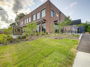 Bloomington Apartment - Walk to IU Campus & Mall!