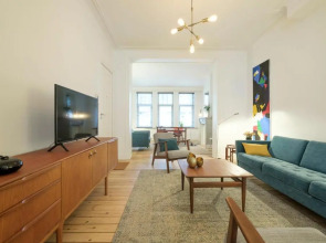 Superb 1 bedroom apartment with garden at châtelain
