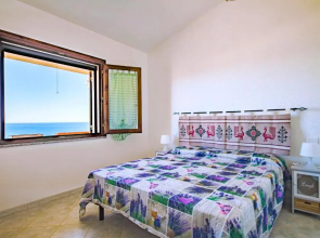 CASA VITALIA- SUPER Vista Mare-2 camere -Giardino-BBQ - WiFi FREE-Parcheggio
