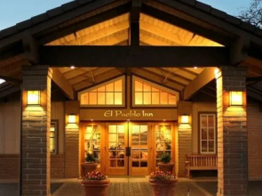 El Pueblo Inn