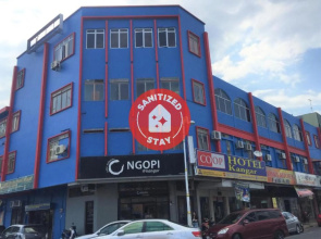 Super OYO 90039 Coop Hotel Kangar