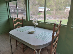 The Magnolia - 1 Br Cottage