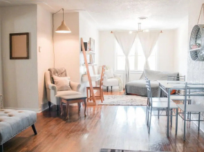 Cozy + Eclectic home in the Heart of Lawton/Mid Term Stay