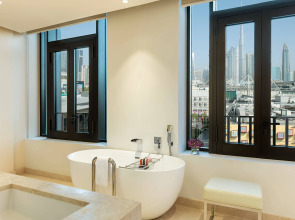 La Ville Hotel & Suites CITY WALK, Dubai, Autograph Collection