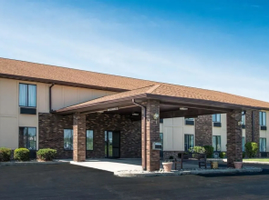 Days Inn Pontoon Beach