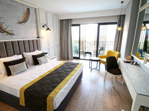The Raga Side - Adults Only - All inclusive