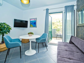 Apartments Maslina