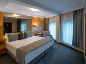 Tan Hotel - Special Class