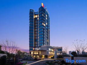 Luzhou Jianguo Hotel