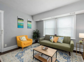 Trendy 1br in Garden District