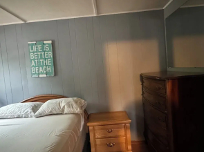 Alton Lodges