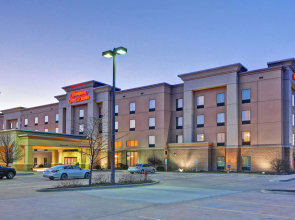 Hampton Inn & Suites Peoria at Grand Prairie, IL