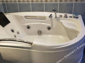 Qingmu Hotel (Jiangyan Renmin Middle Road Branch)