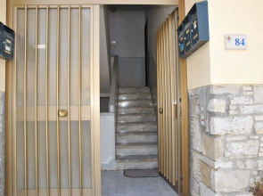 Puppy Home Two-room Apartment 100 Meters From the Beach