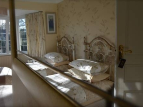 Black Firs Guesthouse