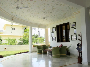 OYO 1808 near Lake Palace