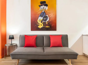 ZebraHome on the street 40 years of Victory 43D