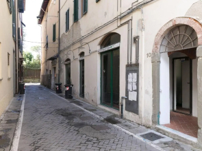 ALTIDO Flat On the Rooves