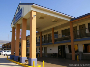 Deluxe Inn & Suites Morgan City