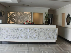 OYO 102 Tobal Al Hamra Hotel Apartments