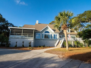 101 Ocean Point Dr