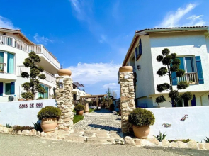 Casa De Oro Aparthotel