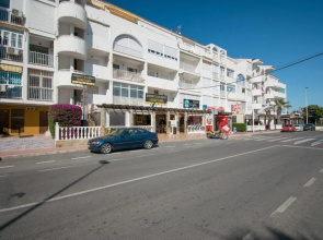 087 Design Studio - Alicante Holiday