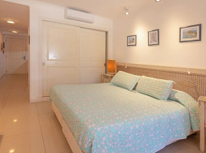 Oceana Suites Green Park