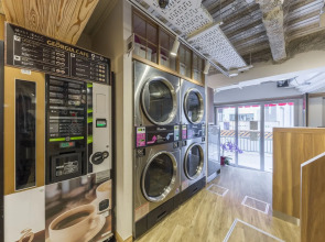 EAST57 ASAKUSABASHI - Hostel