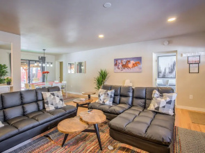 4brbroadmoor Retreathottub, Firepit, Near Trails