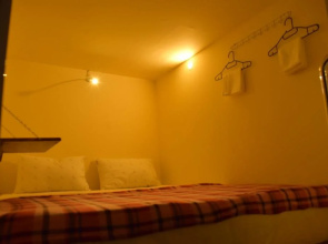 21 Hostel