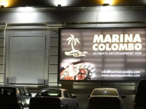 Marina Bay Apartments