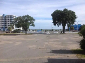 Flamingo Beach Inn