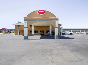 OYO Hotel Eloy/ Casa Grande near I-10