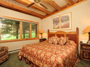 Evergreen Condominiums by Keystone Resort