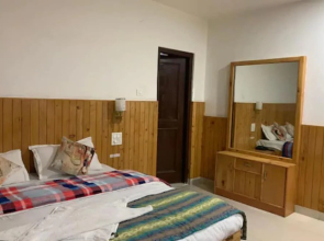 Hotel Aman Palace Kasol