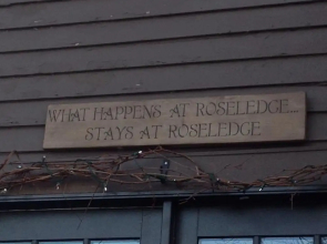 Roseledge Country Inn & Farm Shoppe