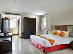 S.M. Grande Residence